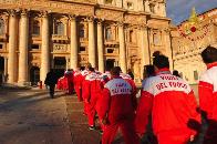 Roma, gli sportivi Vigili del Fuoco alla Messa di Natale