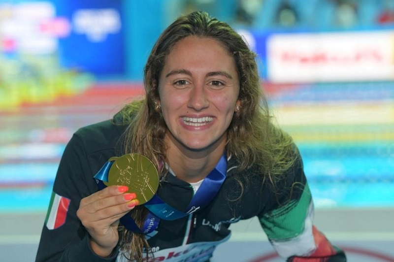Simona Quadarella con la medaglia