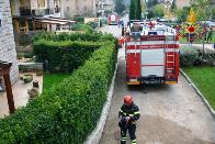 Arezzo, incendio del tetto in un condominio nel comune di Sovicille