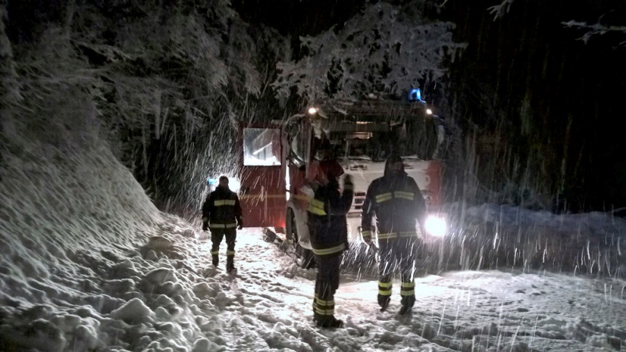 Ascoli Piceno, soccorse 300 persone nel piceno e nell'alto fermano a causa della neve