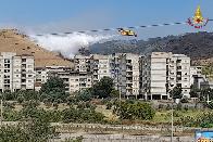 Catanzaro, paura per un vasto incendio nella zona sud della citt: Vigili del fuoco in azione