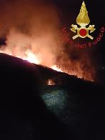 Como, incendio boschivo nel comune di Liro 
