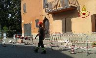 Bologna, cede tetto abitazione a Minebrio, strada parzialmente bloccata