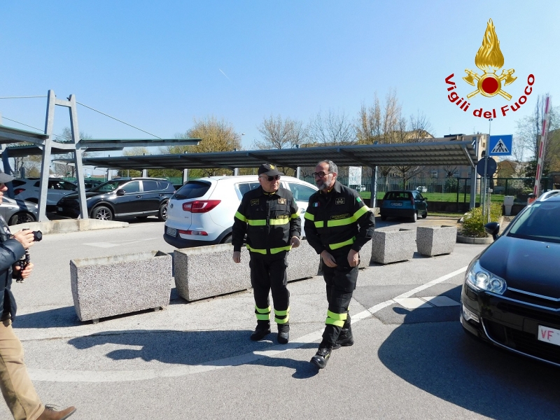 Ferrara, visita del Direttore regionale, Lupica presso il Comando provinciale dei Vigili del Fuoco