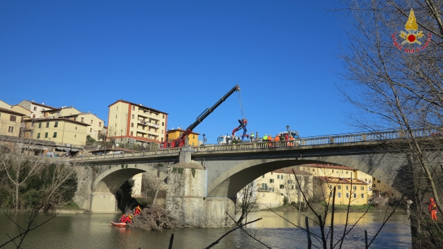 Firenze, rimozione tronchi a Rignano sull'Arno