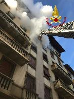 Firenze, incendio in un appartamento