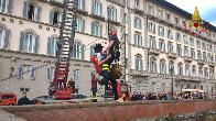 Firenze, soccorsa persona lungo la riva del fiume Arno
