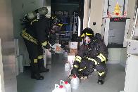 Sversamento di acido in un magazzino dell'ospedale di Catanzaro