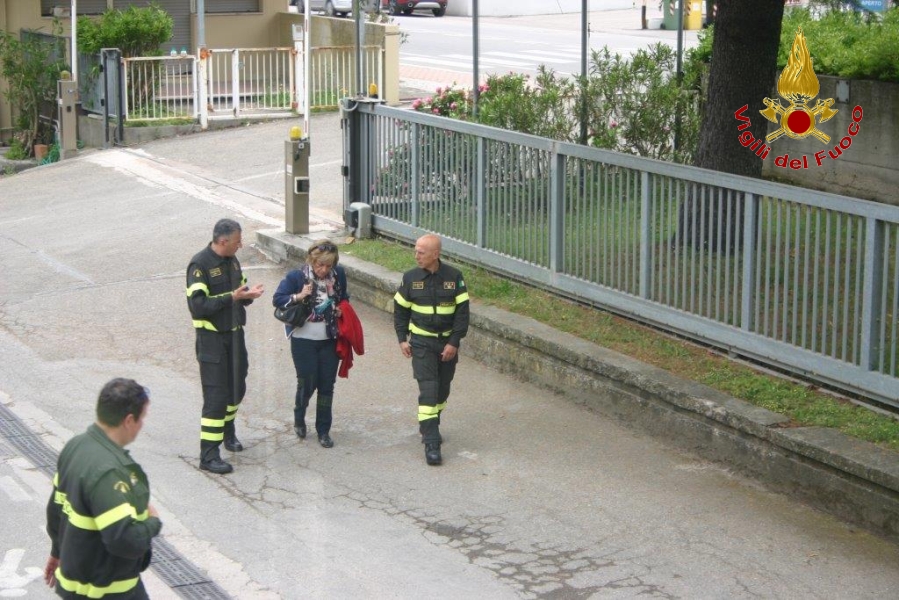 Pesaro-Urbino, il Prefetto, Carla Cincarilli in visita al Comando dei Vigili del Fuoco