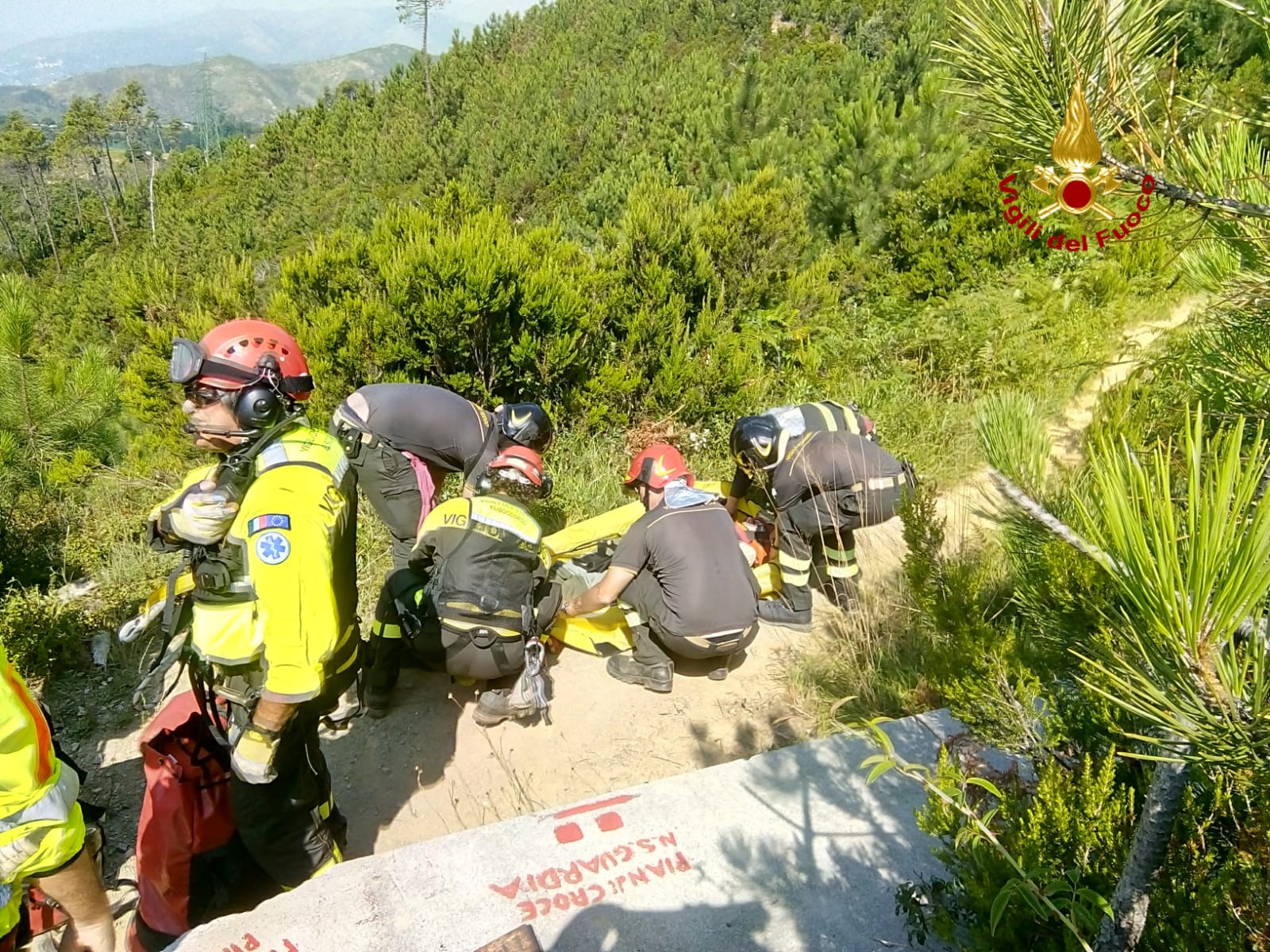 Genova, soccorsa escursionista ferita sul Monte Gazzo