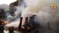 Isernia, incendio presso un'azienda di impiantistica elettrica