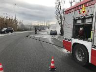 La Spezia, incendio autovettura nella zona di Santo Stefano