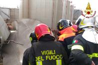 Esolosione di un serbatoio al Polo Industriale di Livorno