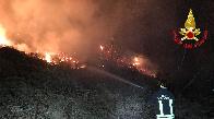  Varese, vasto incendio bosco in localit Rasa - Monte Martica