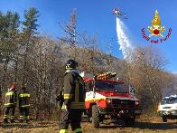 Varese, incendio bosco sul Monte Mondonico