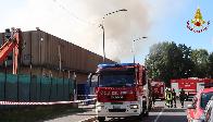 Milano, i Vigili del fuoco impegnati in due diversi interventi causa incendi