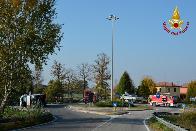 Modena, si ribalta una autocisterna di idrogeno compresso a Castelfranco Emilia
