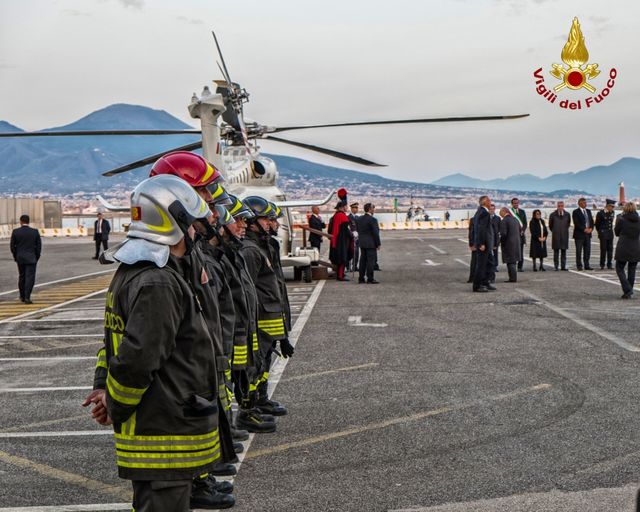 Napoli, presidio antincendio per la visita di Papa Francesco