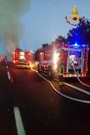	Novara, incendio autoarticolato sull'autostrada A4