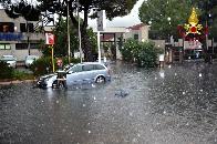 Palermo, abbondanti piogge investono la citt e la sua area metropolitana causando disagi