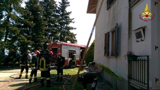 Perugia , incendio in un appartamento
