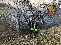 Macerata, incendio bosco nel comune di San Severino Marche