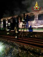 Cagliari, incendio carrozza ferroviaria alla stazione di Monserrato