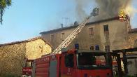 Savona, incendio nell'ex monastero di Millesimo