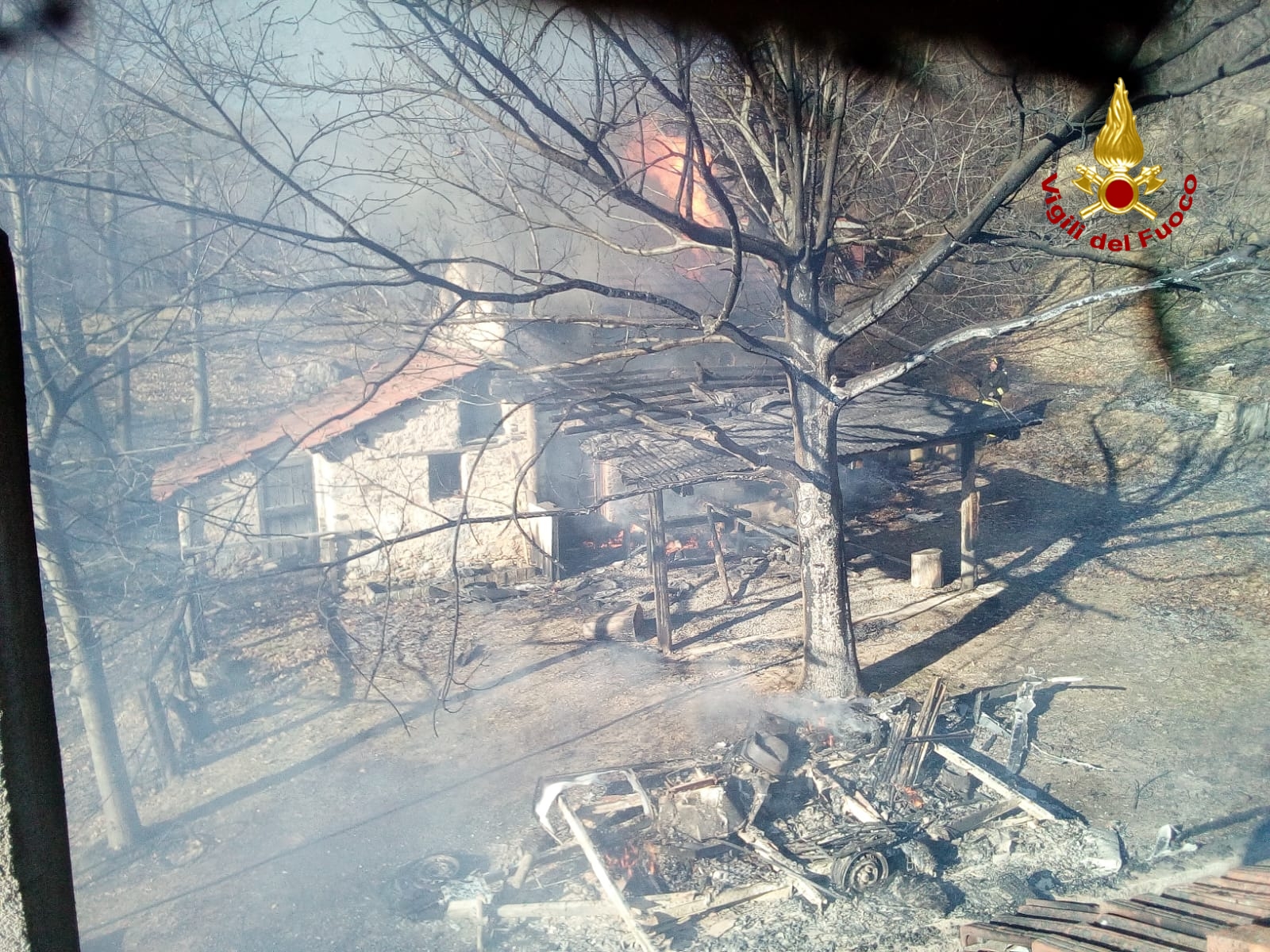 Savona, incendio abitazione in localit Bormida