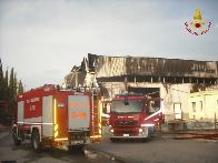 Ragusa, incendio in un'industria alimentare a Vittoria      [Nascondi] 