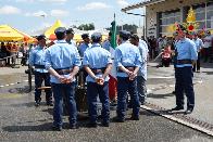 vizzera, i vigili del fuoco volontari di Giaveno partecipano ad una competizione di antiche pompe da incendio