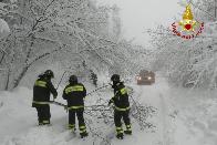 Pisoia, 230 interventi per fronteggiare l'emergenza neve