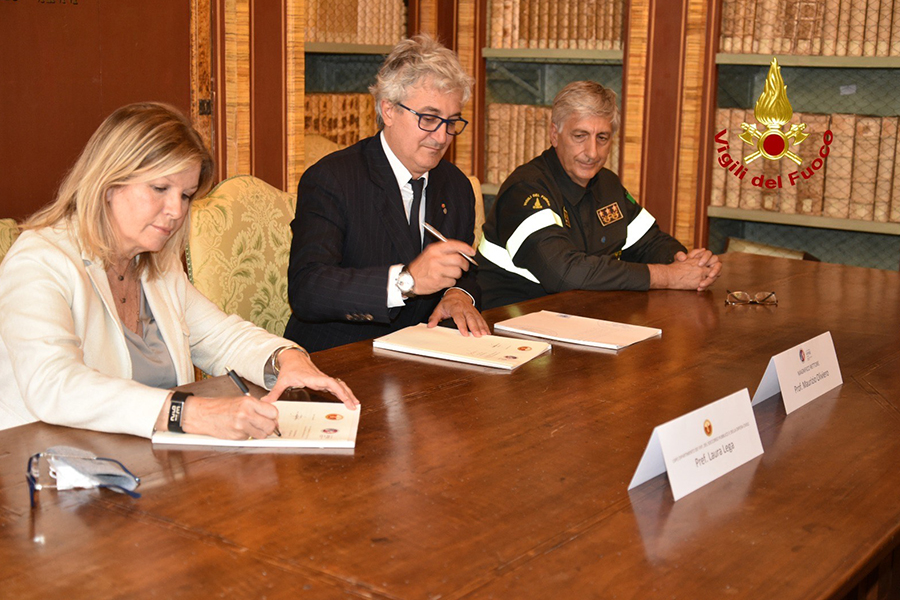 Firmato un accordo tra Vigili del fuoco e Universit di Perugia