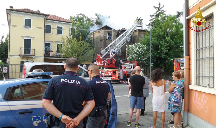 Padova, incendio in una palazzina in stile liberty