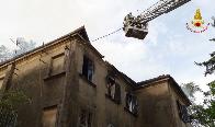 Padova, incendio in una palazzina in stile liberty