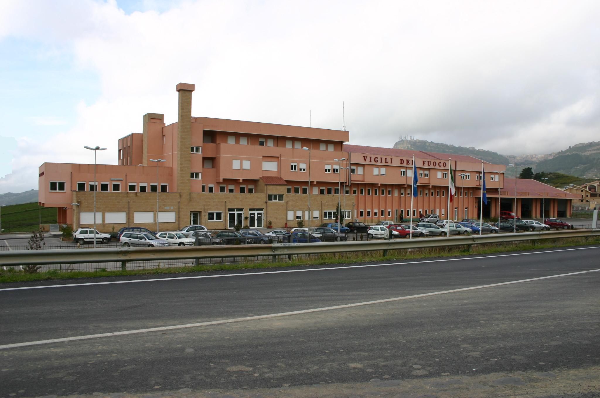 fotocomando.jpg Comando VVF Enna