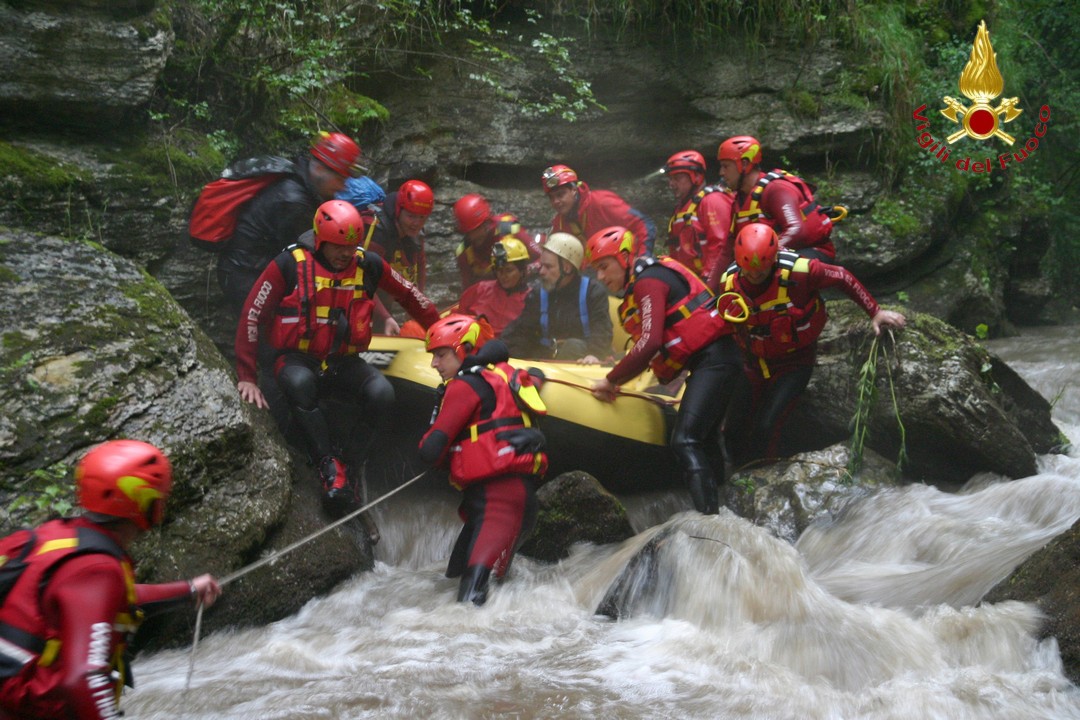 ASCOLIPICENO_soccorso_a_persona (3) Soccorso a persona in ambiente fluviale