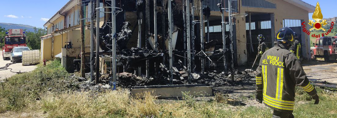 copertina.jpg Incendio silos a Gauldo