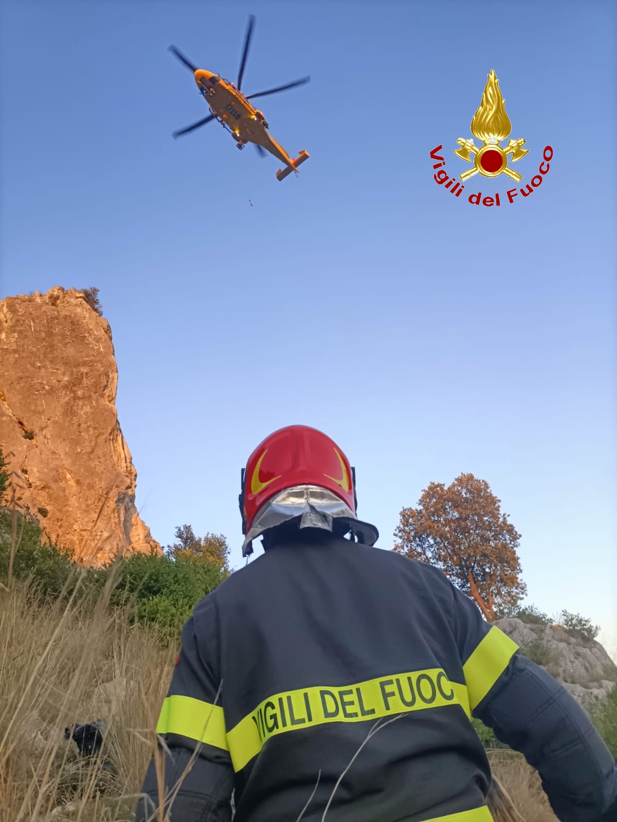 2024-06-03-21-47-44-126.jpg Soccorso a due escursionisti della zona rimasti bloccati dopo il ferimento di uno dei due in seguito ad una caduta