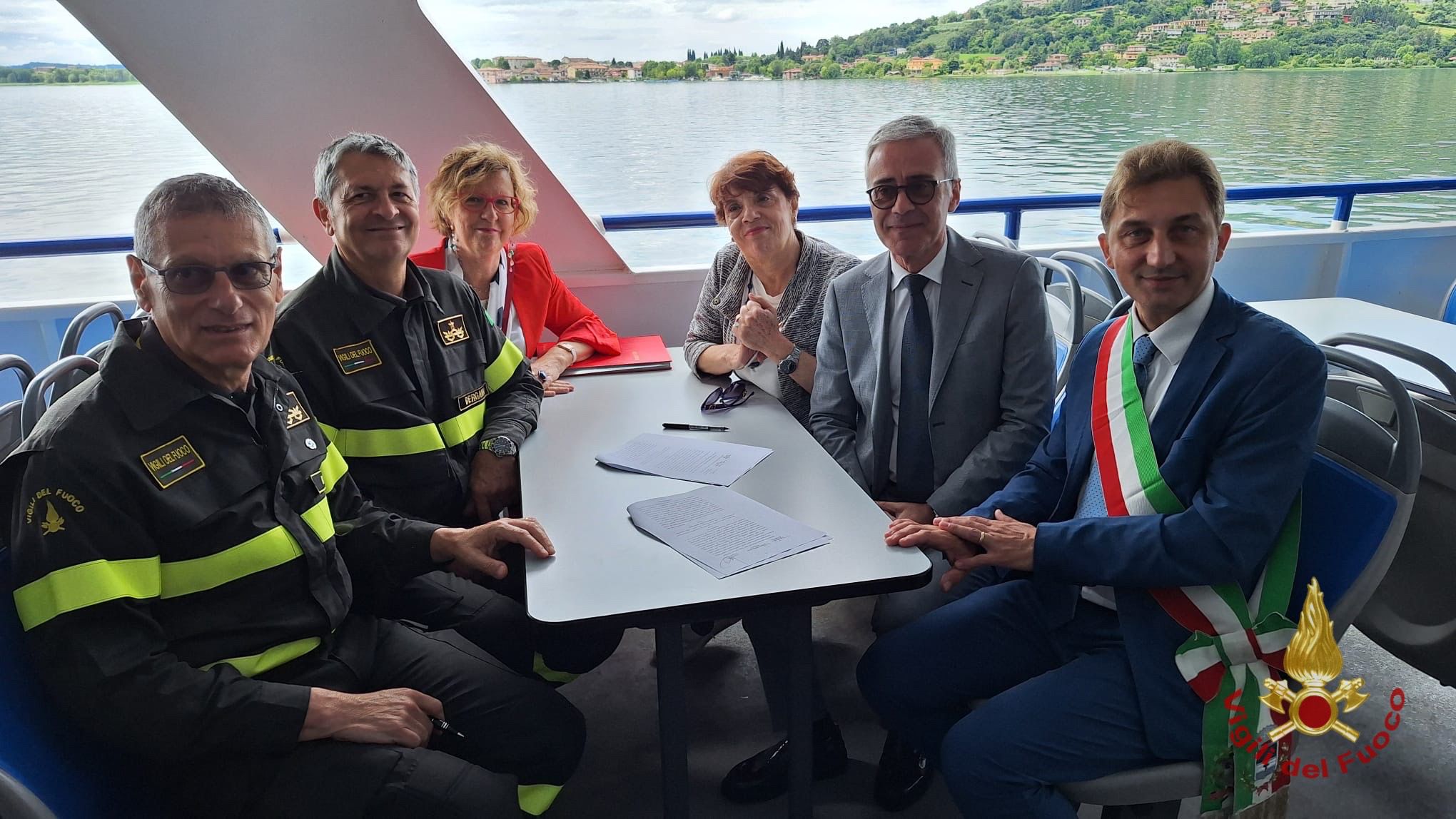 Lago d'Iseo, firmata la convenzione per il Presidio acquatico dei Vigili del fuoco