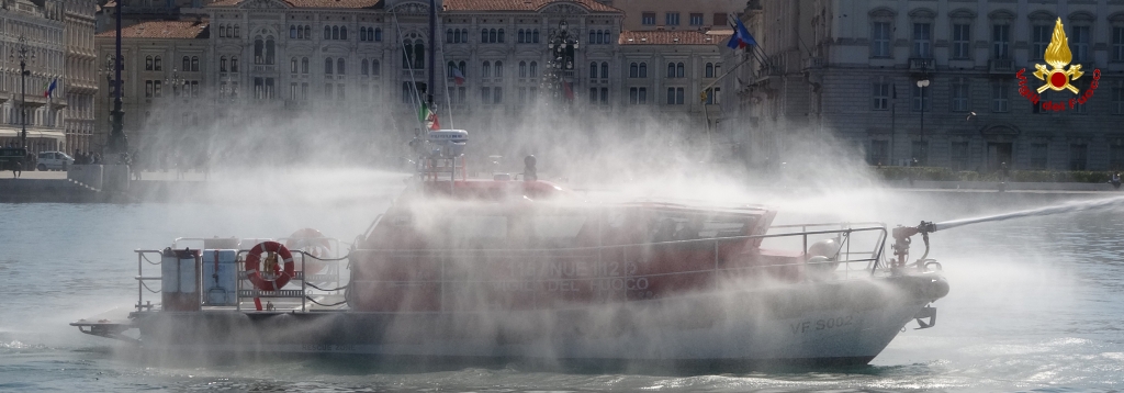 Nuova motobarca VF assegnata al Nucleo Nautico di Trieste