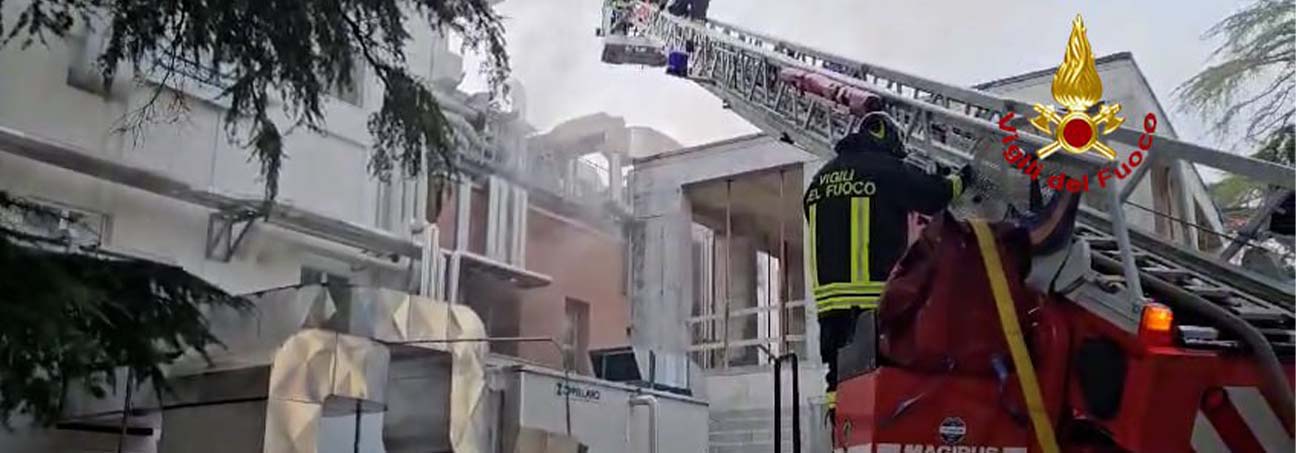 Verona, incendio nell'essiccatoio in un'azienda farmaceutica: 4 feriti