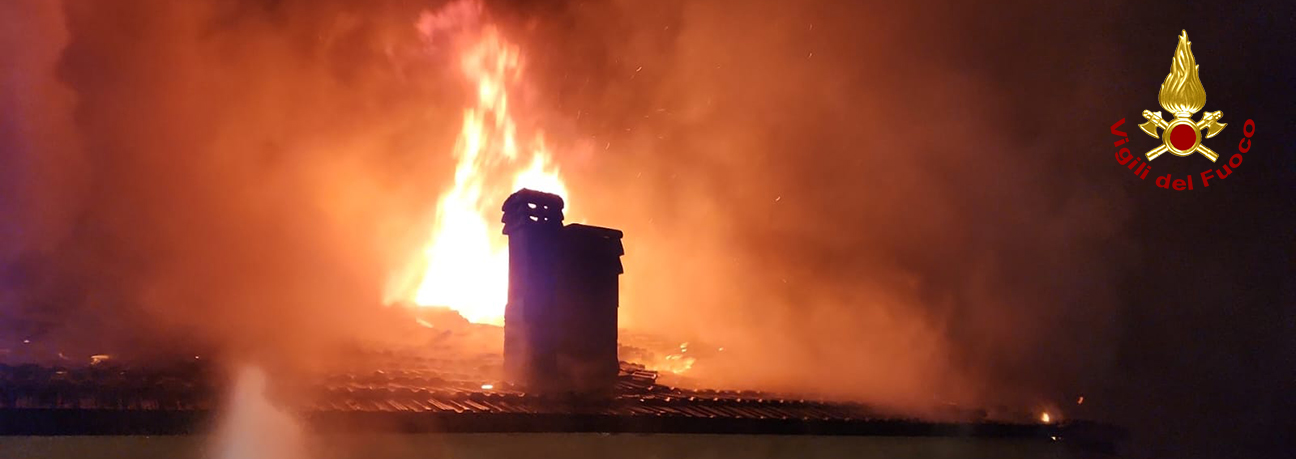 Abitazione in fiamme a Zugliano