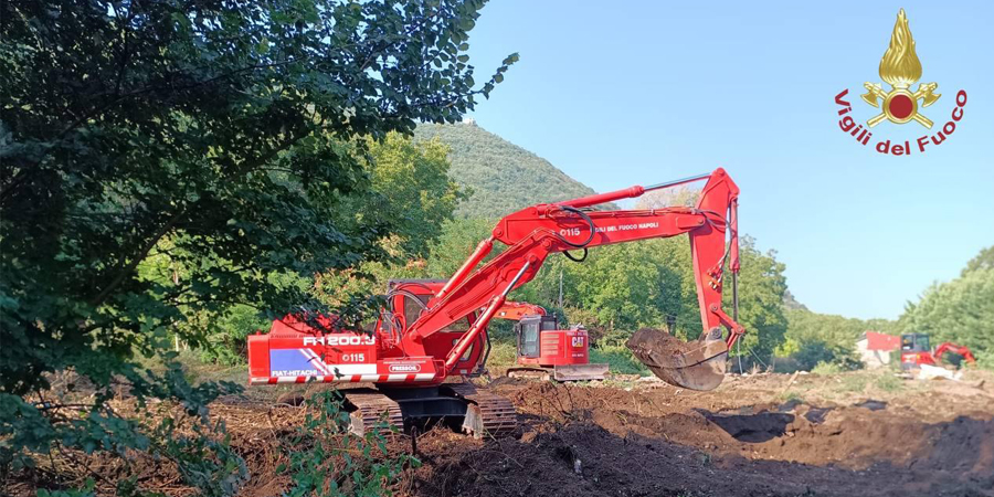 Frana san felice.jpeg Frana a San Felice a Cancello continuano le ricerche