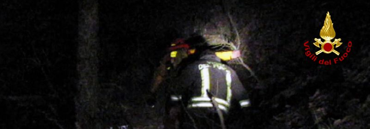 Soccorso a persone minacciate da incendio boschivo in località Casoli