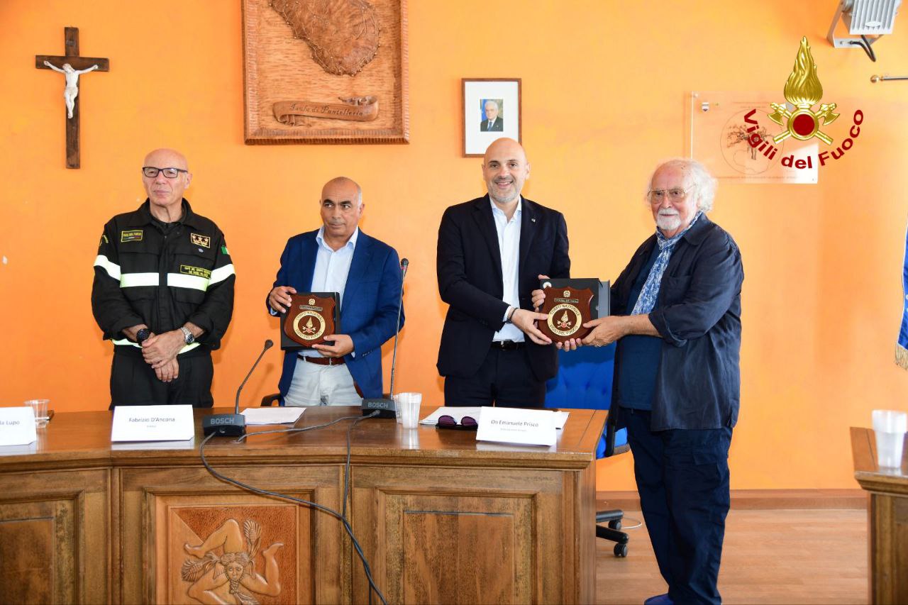 Pantelleria, il Sottosegretario Prisco visita il presidio stagionale dei Vigili del fuoco