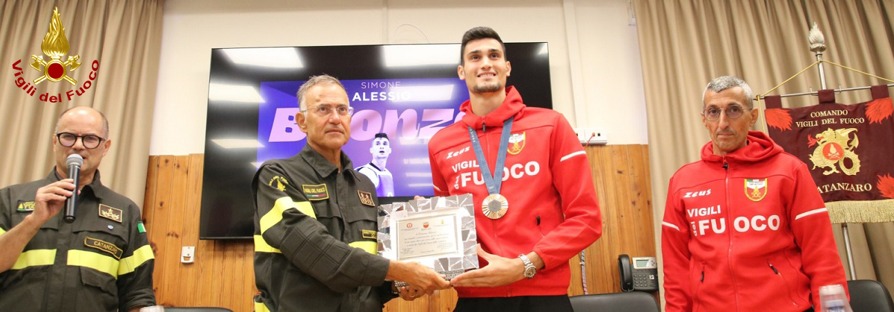 prima foto.jpg Catanzaro, conferenza stampa per festeggiare il bronzo olimpico conquistato da Simone Alessio