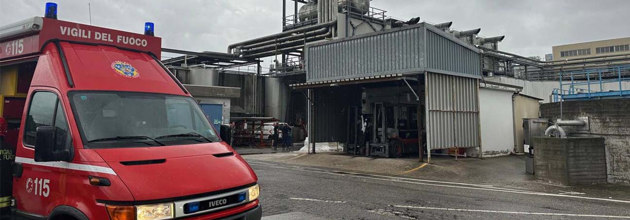 Incendio al pastificio a San Giovanni Lupatoto