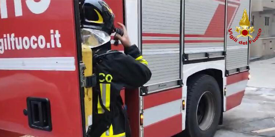 Auto prende fuoco nel comune di Omegna