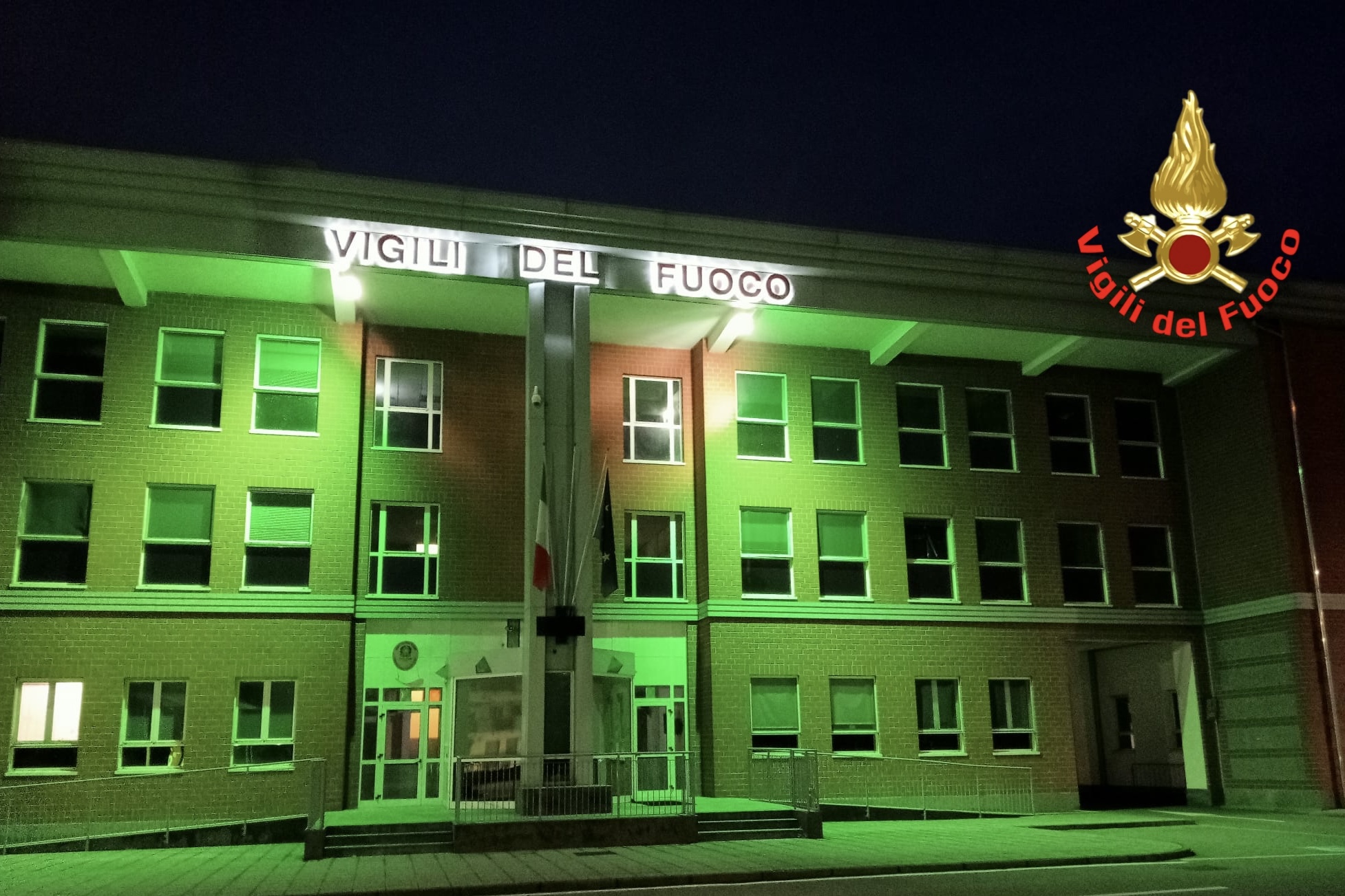 Giornata mondiale della consapevolezza delle sindromi PANS PANDAS. Illuminazione verde delle sedi di servizio Vigili del fuoco 9 ottobre 2024.